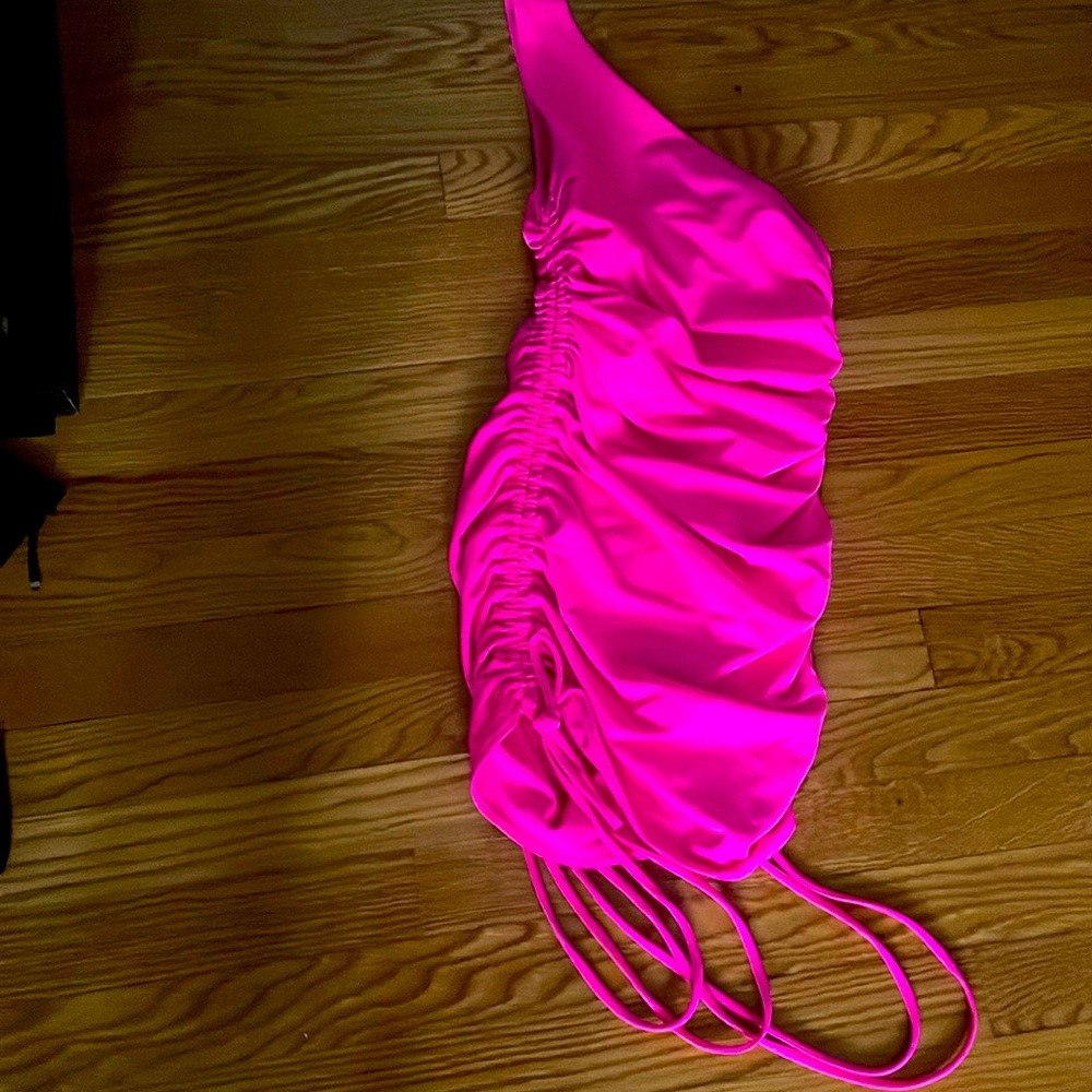 Miss behavior dress